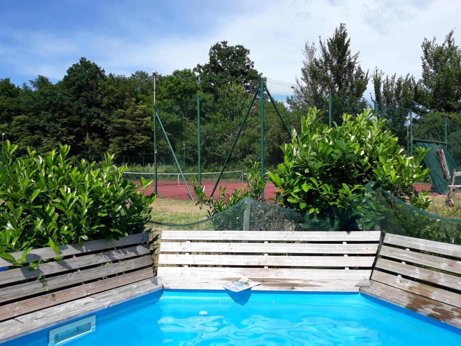 La Vache Tennis Prive Crux-la-Ville Buitenkant foto